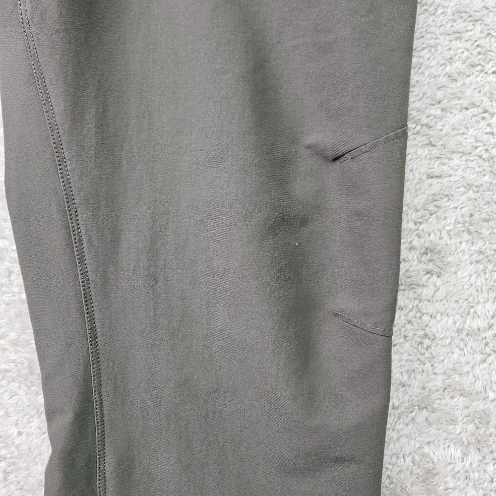 The North Face Tech Pants Mens 34x30‎ Olive Green Outdoor Hiking Straight Leg